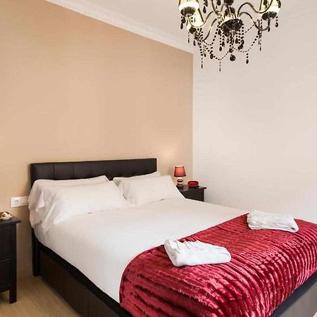 Apartment Eduardo Барселона Екстер'єр фото